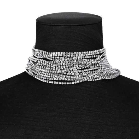 🎀 NEW • Silver Crystal Multilink Choker • - Picture 3 of 6